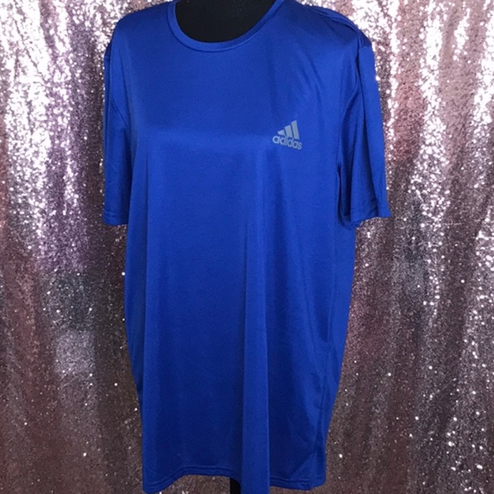 Adidas T-Shirt
